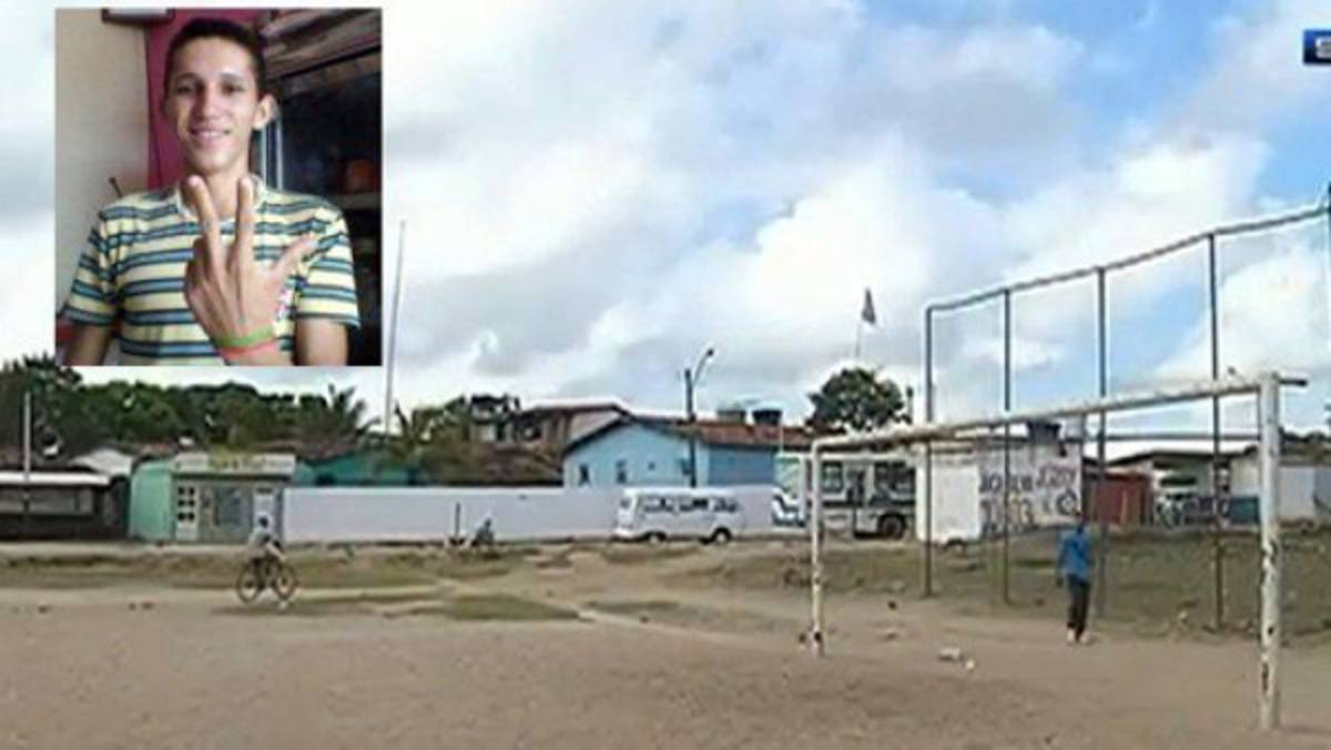 Árbitro apuñala a jugador y es desmembrado por aficionados en Brasil