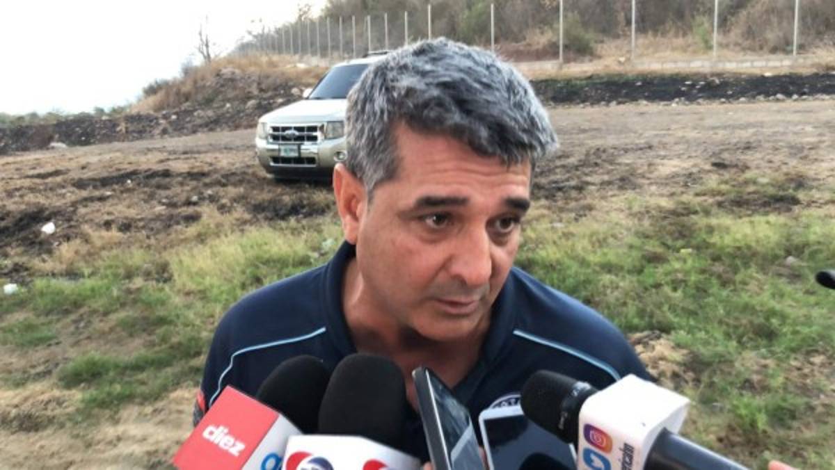 El fuerte choque de Melissa Pastrana y el desalojo en el estadio Carlos Miranda