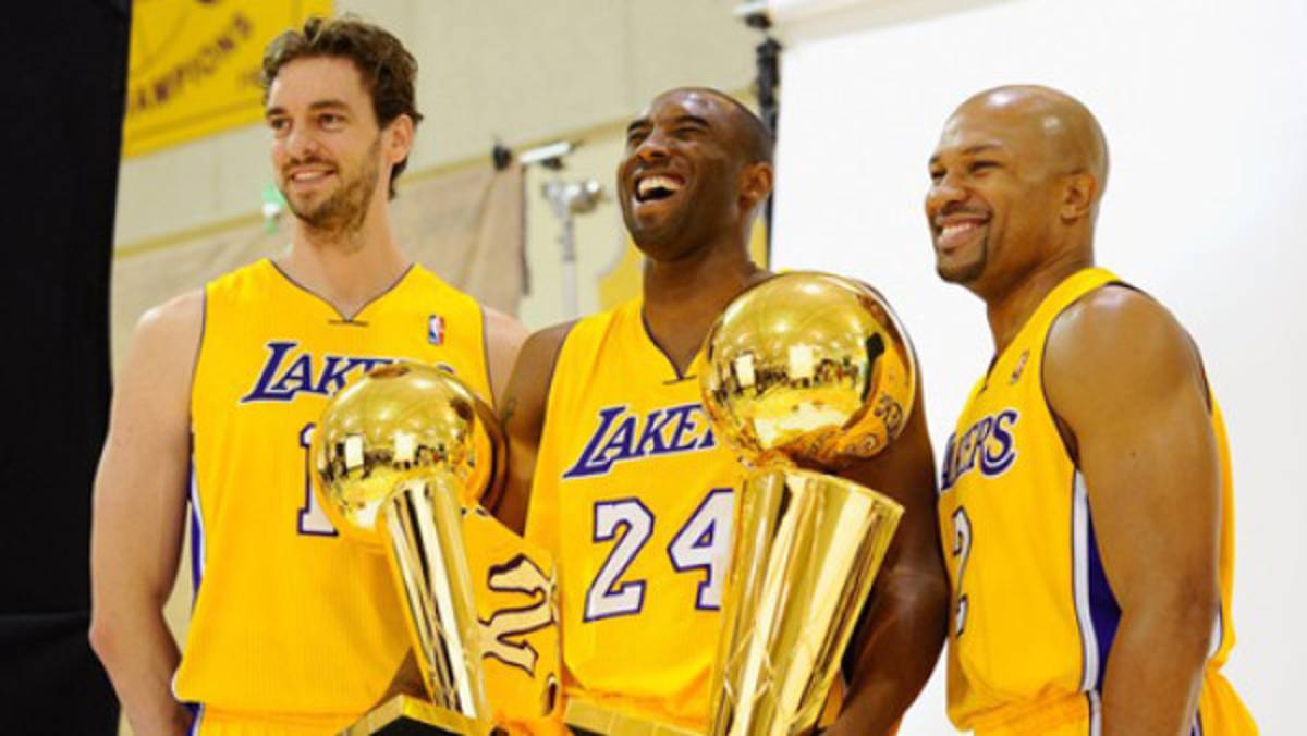 Gerentes de la NBA ven campeón a Lakers