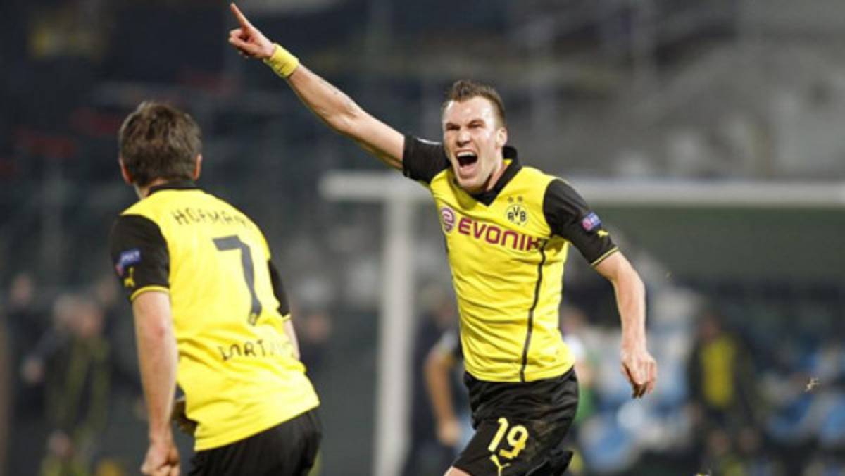 Borussia Dortmund logra agónica clasificación a octavos de final