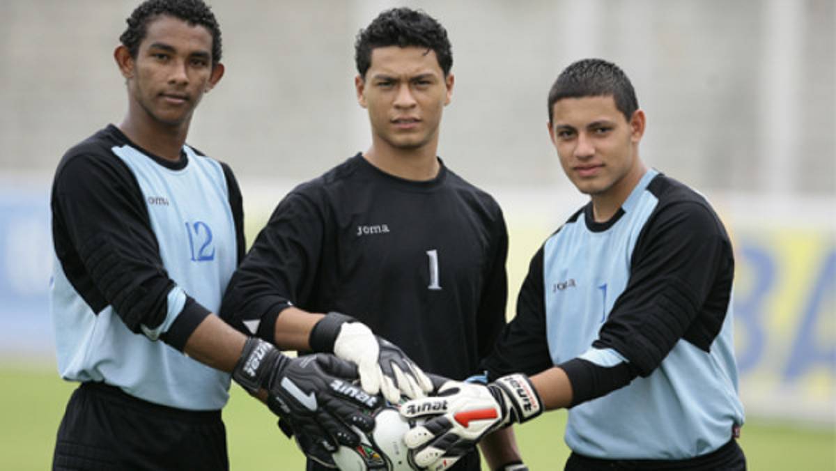 Mendoza, Licona y Reyes, el presente de la meta catracha