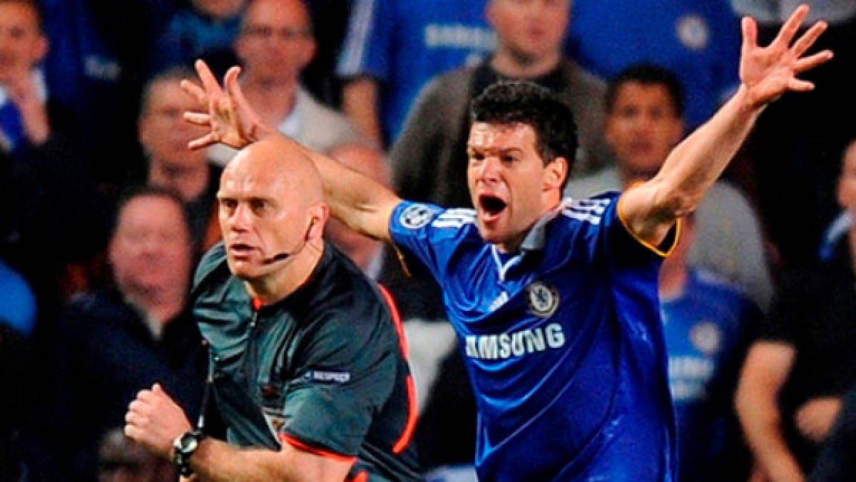 Árbitro del Chelsea-Barcelona del 2009 aún recibe amenazas