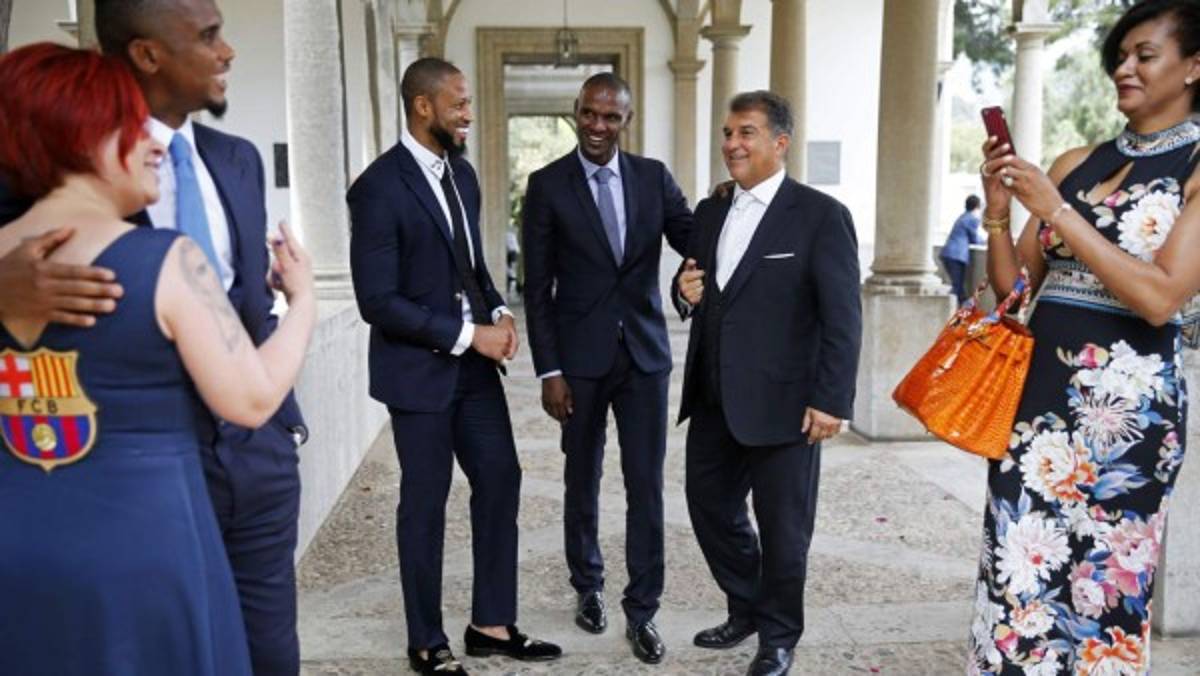 Boda de Víctor Valdés estuvo rodeada de ex jugadores del Barcelona