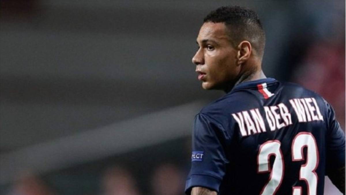 ¡BOMBAZOS EN EUROPA! Messi e Iniesta con las horas contadas en el Barcelona