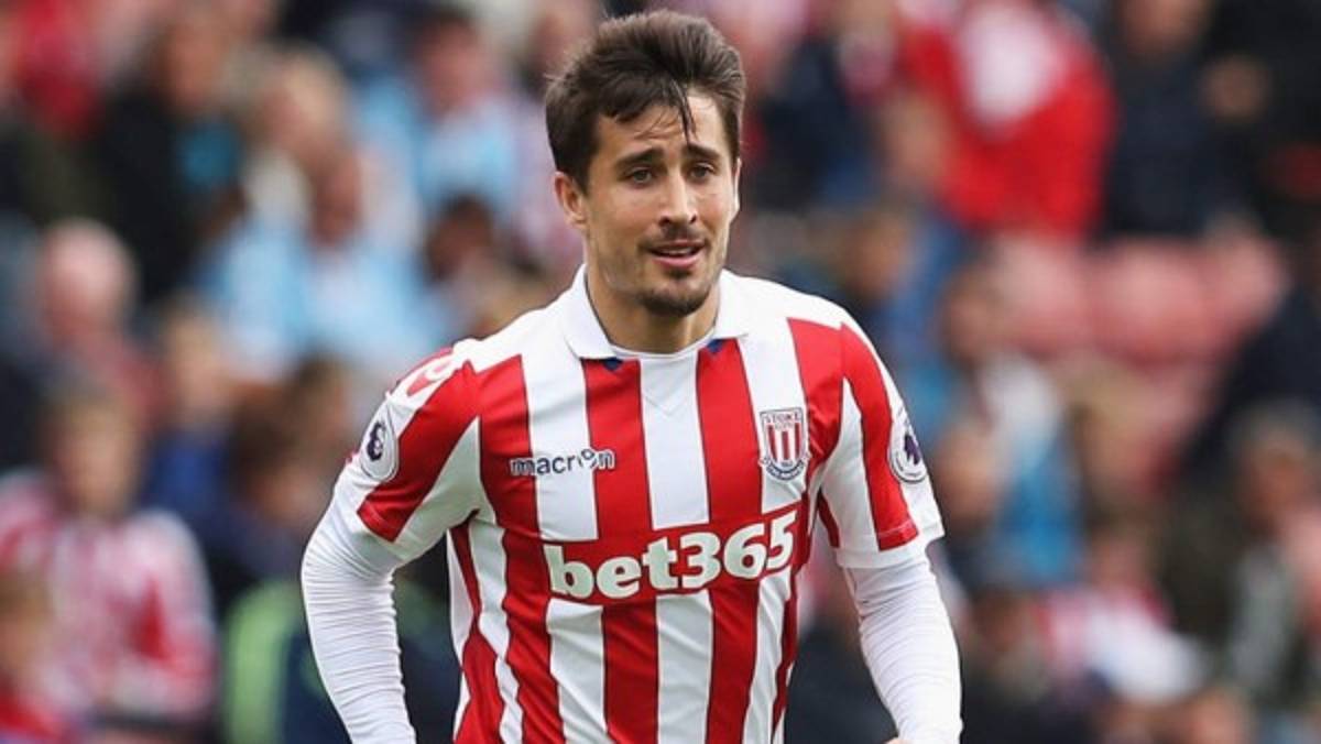 Se cierra el mercado: Barcelona anuncia dos refuerzos; hondureño es presentado en Europa