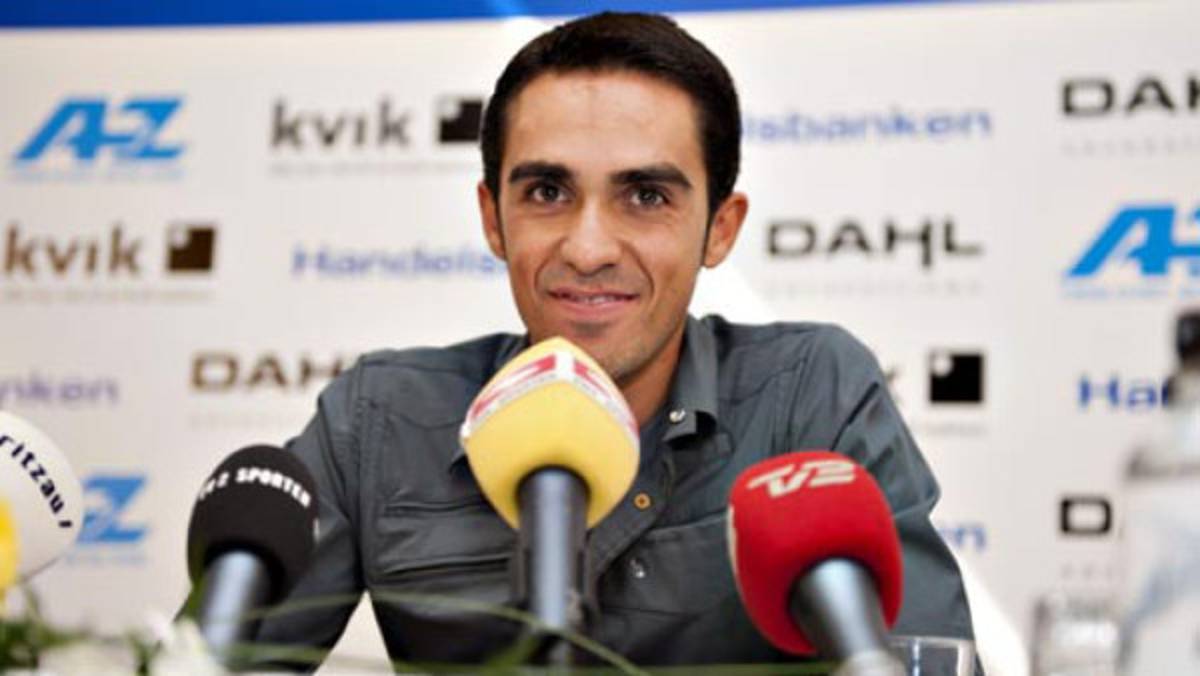 Alberto Contador sigue liderando