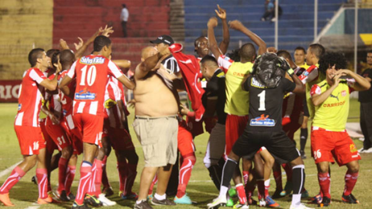 Vida celebra sus goles al ritmo del Harlem Shake