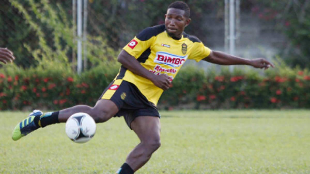 Maylor Núñez, Ever Alvarado Patón Mejía y otros futbolistas que vistieron la camisa de Olimpia y Real España