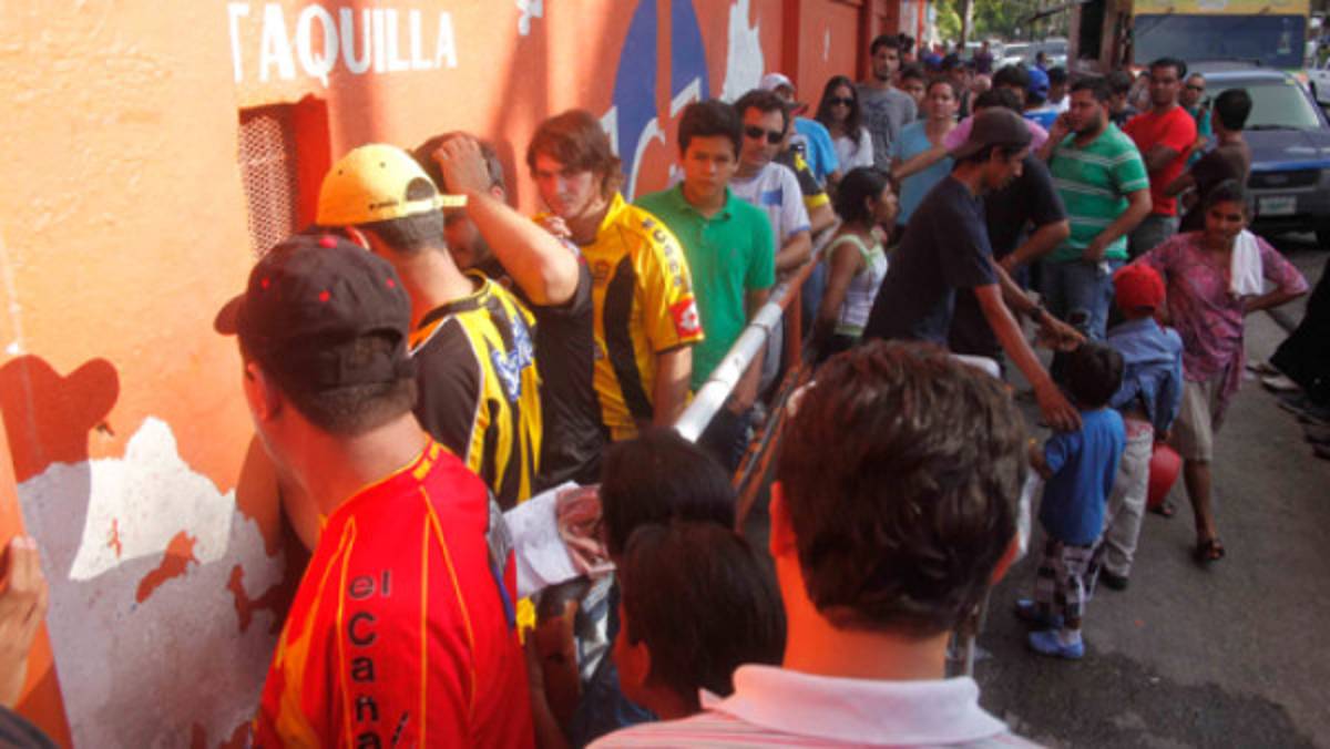 Lista la boletería para R. España-Olimpia