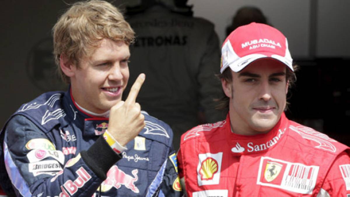 Vettel le ganó la partida a Alonso