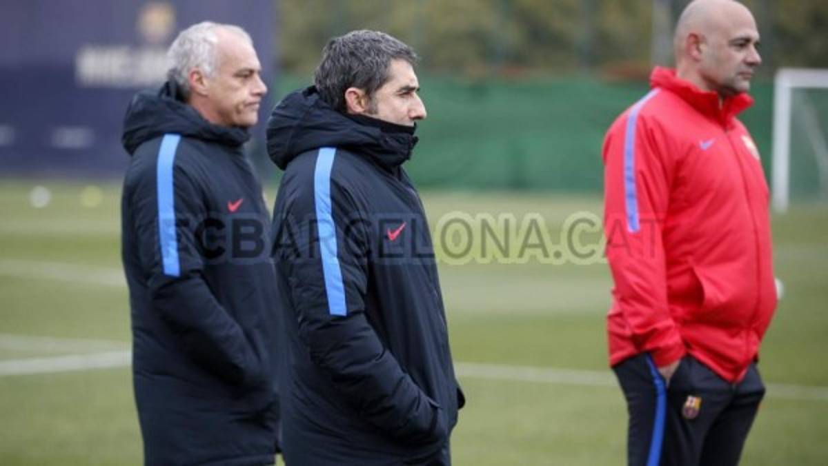 Choco Lozano entrena con el primer equipo del Barcelona en la semana del clásico