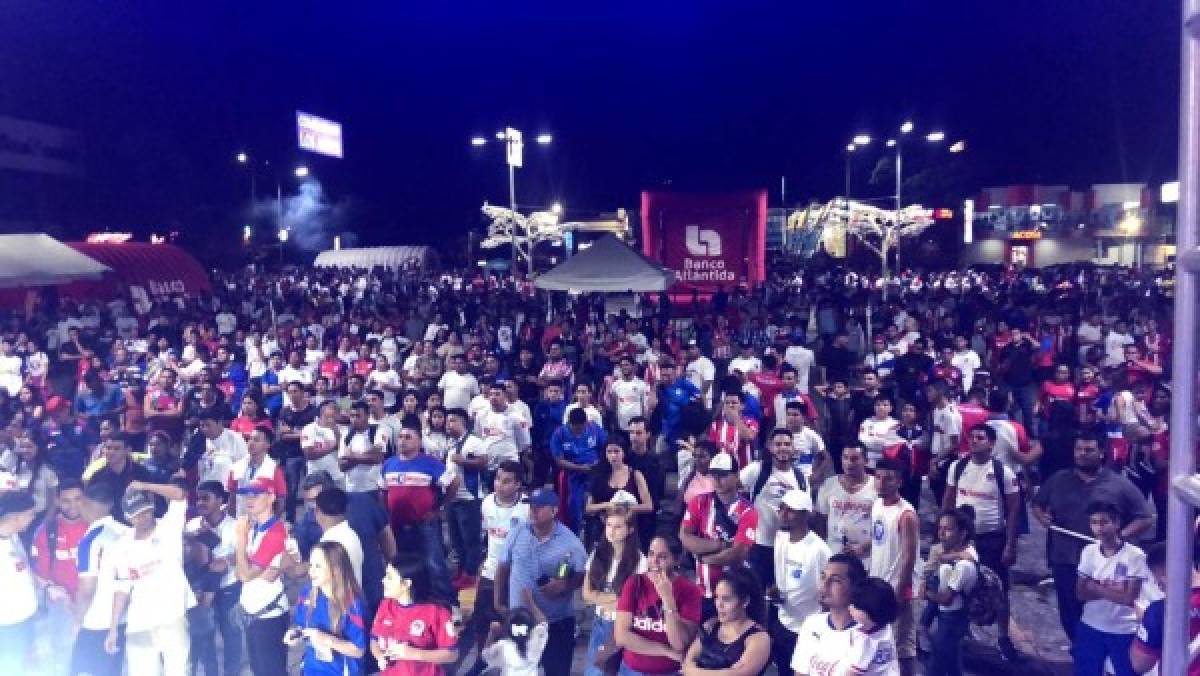 Aficionados de Olimpia viven una verdadera fiesta en presentación de la Copa 31