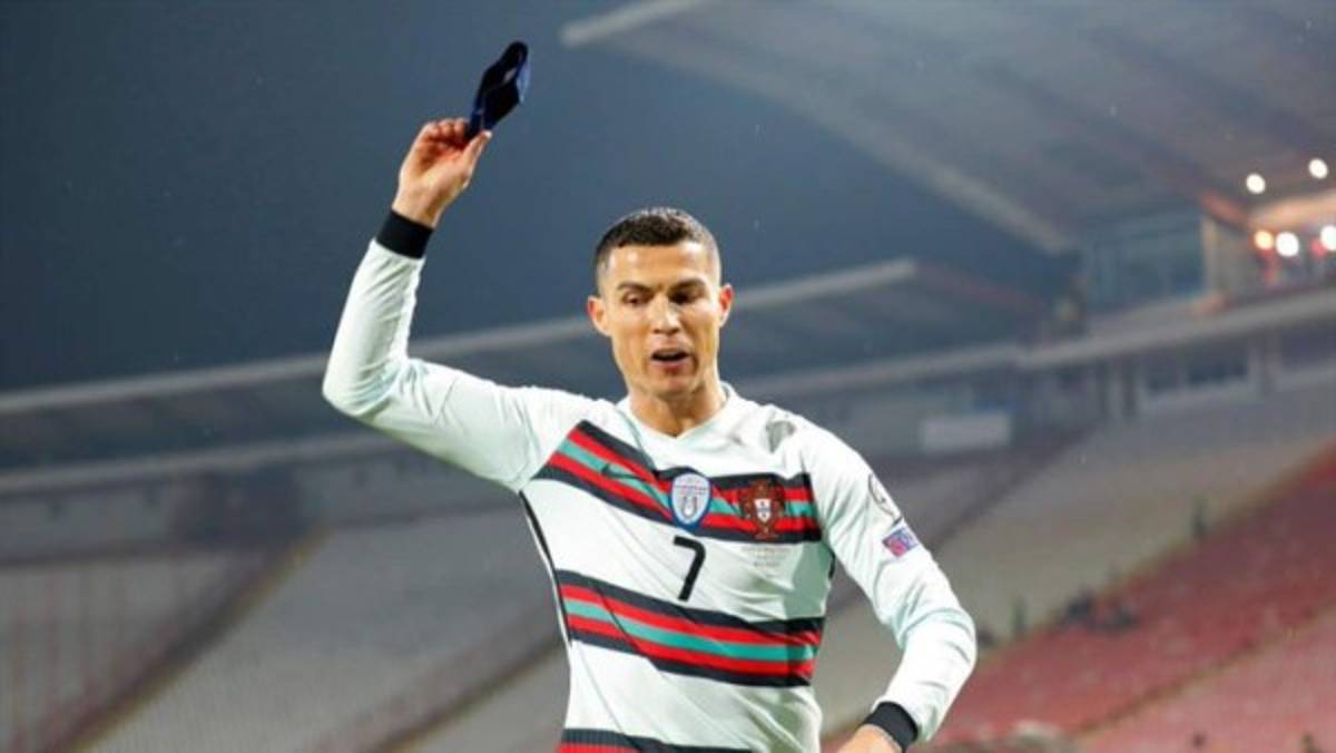 El escándalo de Cristiano Ronaldo tras el gol anulado: Feo gesto y revelan las palabras que dijo  