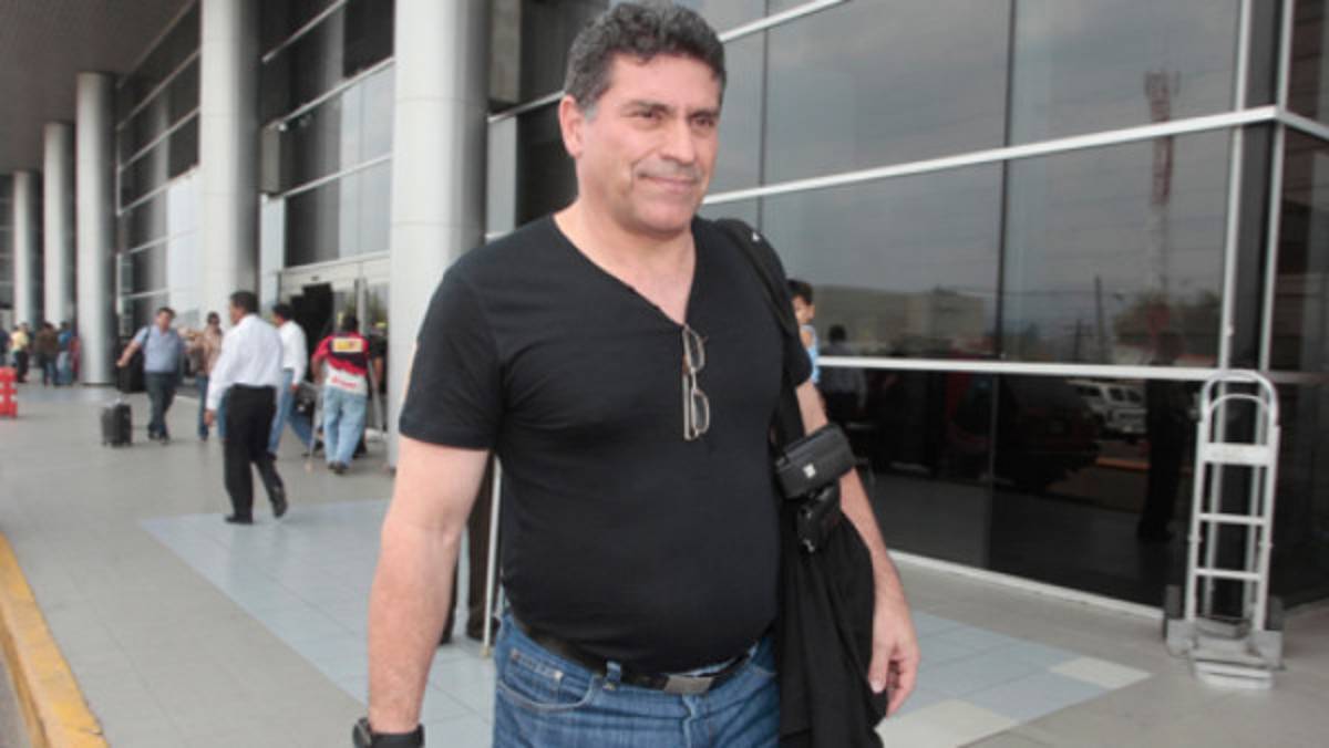 Luis Suárez regresa a Honduras tras intensa gira