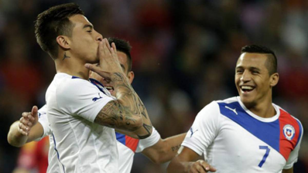 España y Chile empatan en partido amistoso