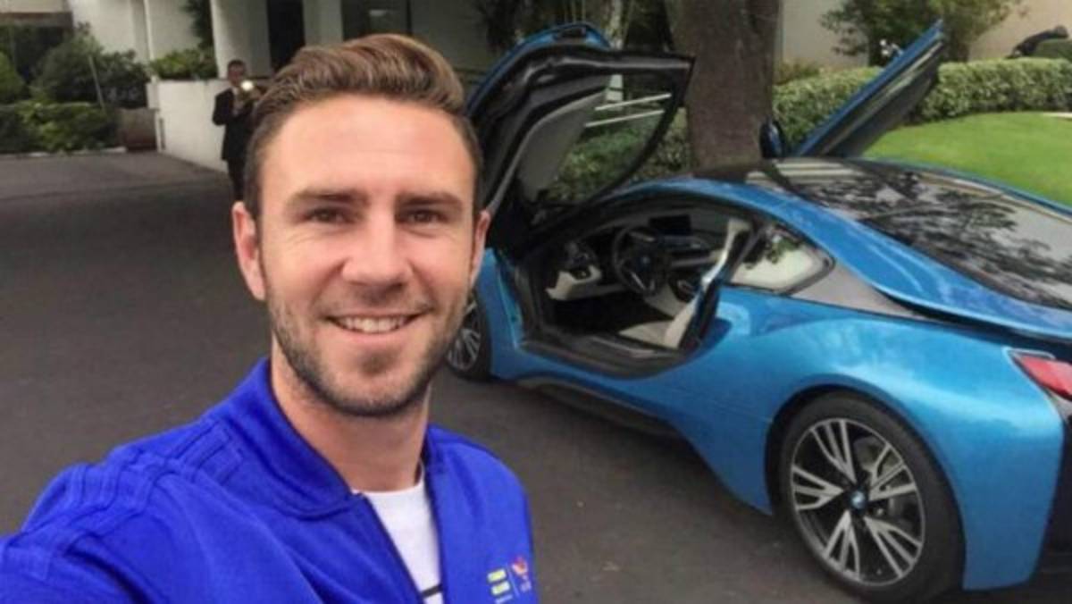 ¡Solo máquinas! Las autos que manejan los futbolistas mexicanos