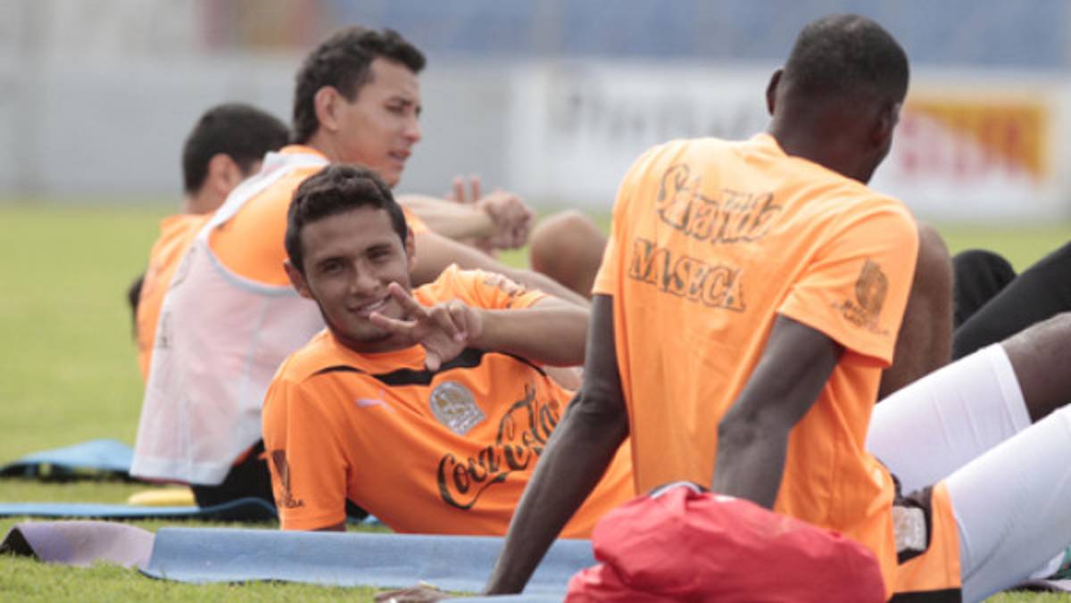 Lesión de Alex López no es de gravedad en Olimpia