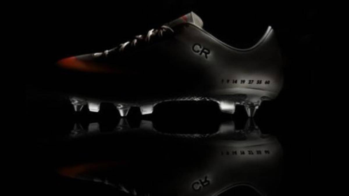 Cristiano Ronaldo estrena nuevos tacos para el 2013