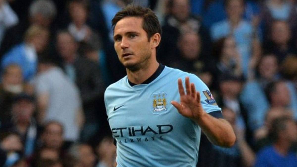 Con un centroamericano: Futbolistas que jugaron en el Manchester City y quizás no recuerdes