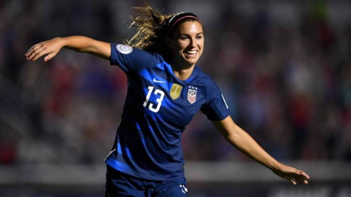 Alex Morgan celebra sus 30 años con la clasificación de Estados Unidos a la Final del Mundial Femenino