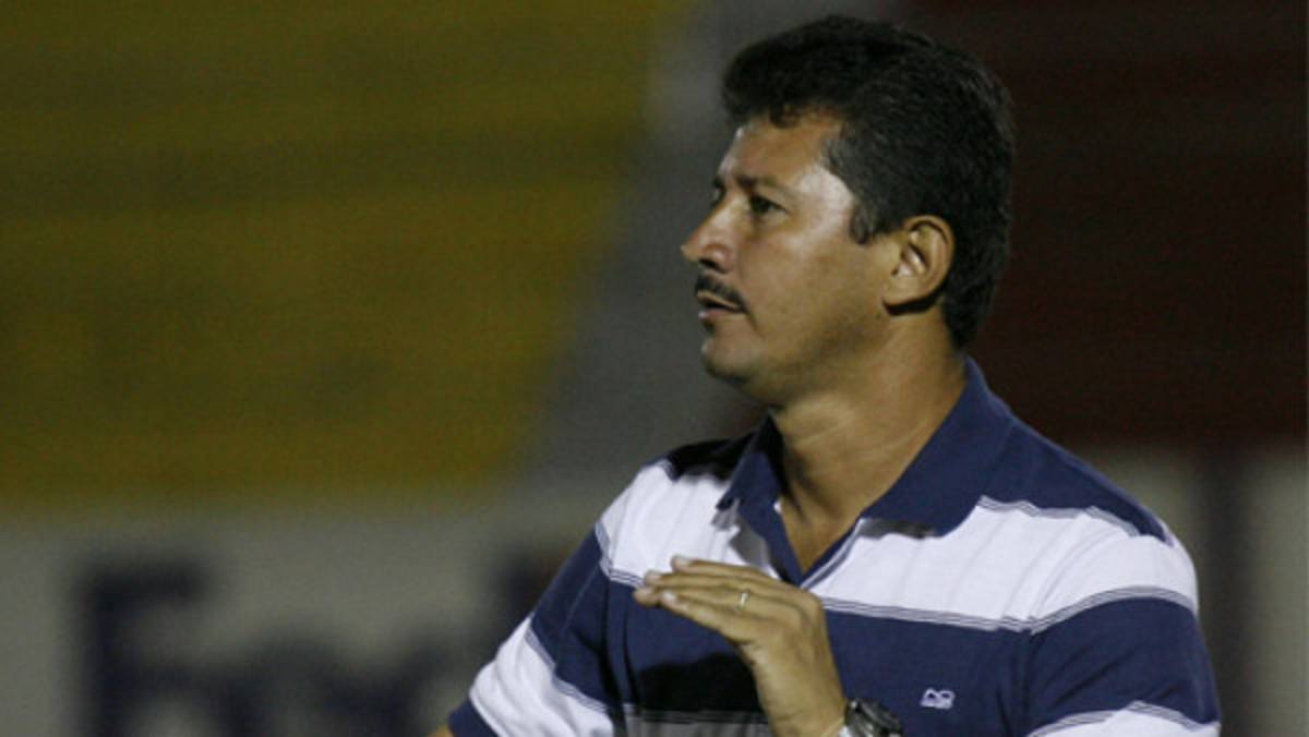 Mauro Reyes, segundo técnico en caer