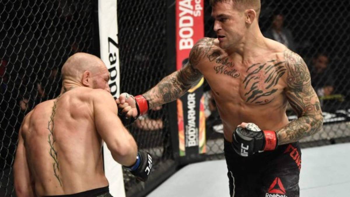 Así fue la tremenda derrota de McGregor por nocaut ante Poirier en su regreso a la UFC: 'Estoy destrozado'  