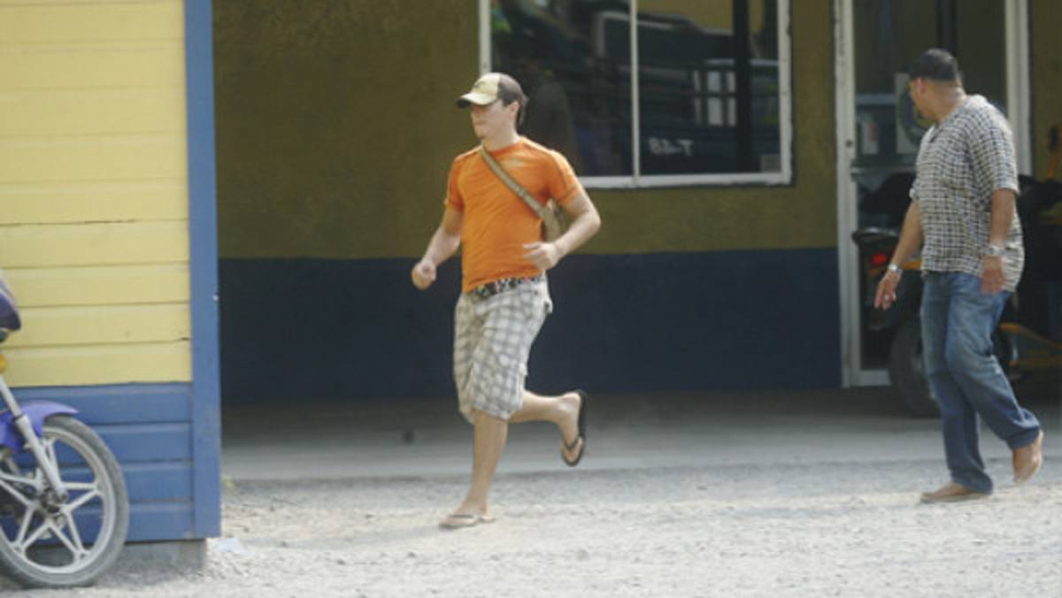 'Un oficial nos hizo un disparo': Stiven Jiménez