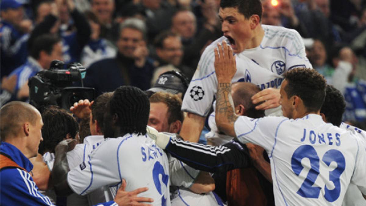 El Schalke sonrió frente al Benfica
