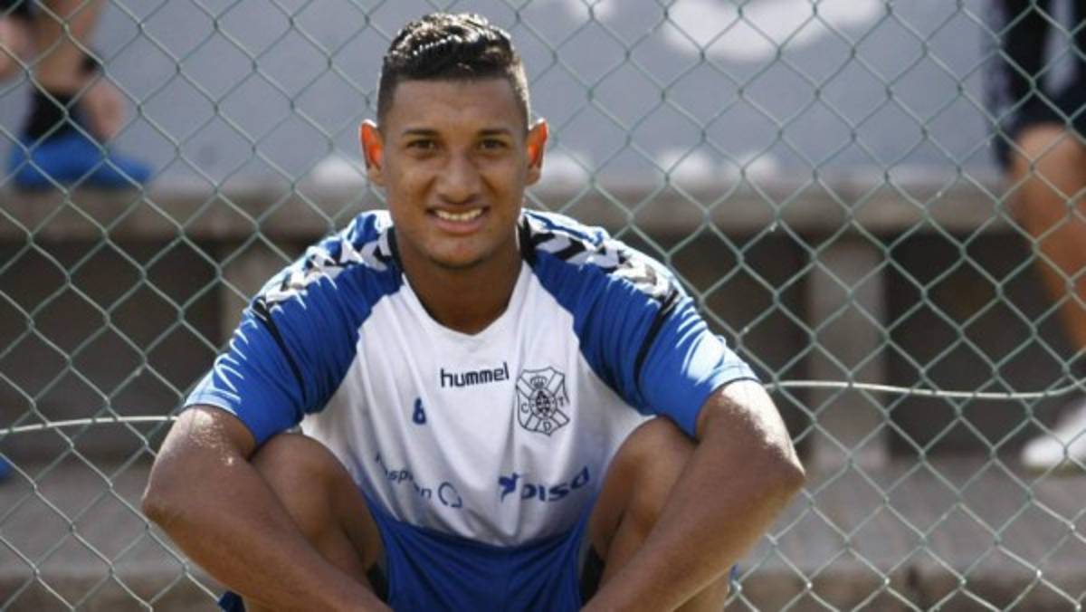 MERCADO: Real Madrid oficializa baja y Bryan Acosta es noticia en España