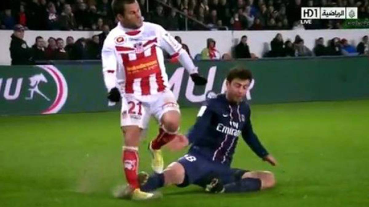 VIDEO: La violenta barrida de Thiago Motta con el PSG