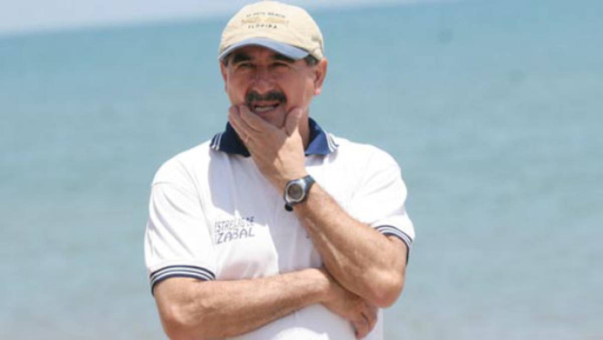 Platense se decidió por Alberto Romero