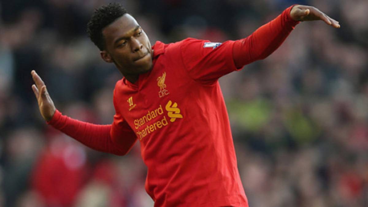 VIDEO: Aficionado del Liverpool 'celebró” junto a Sturridge