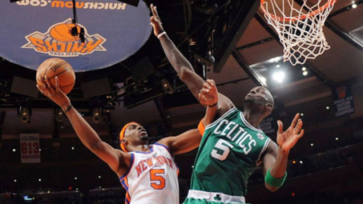 Gran triunfo de los Knicks en arranque de la NBA