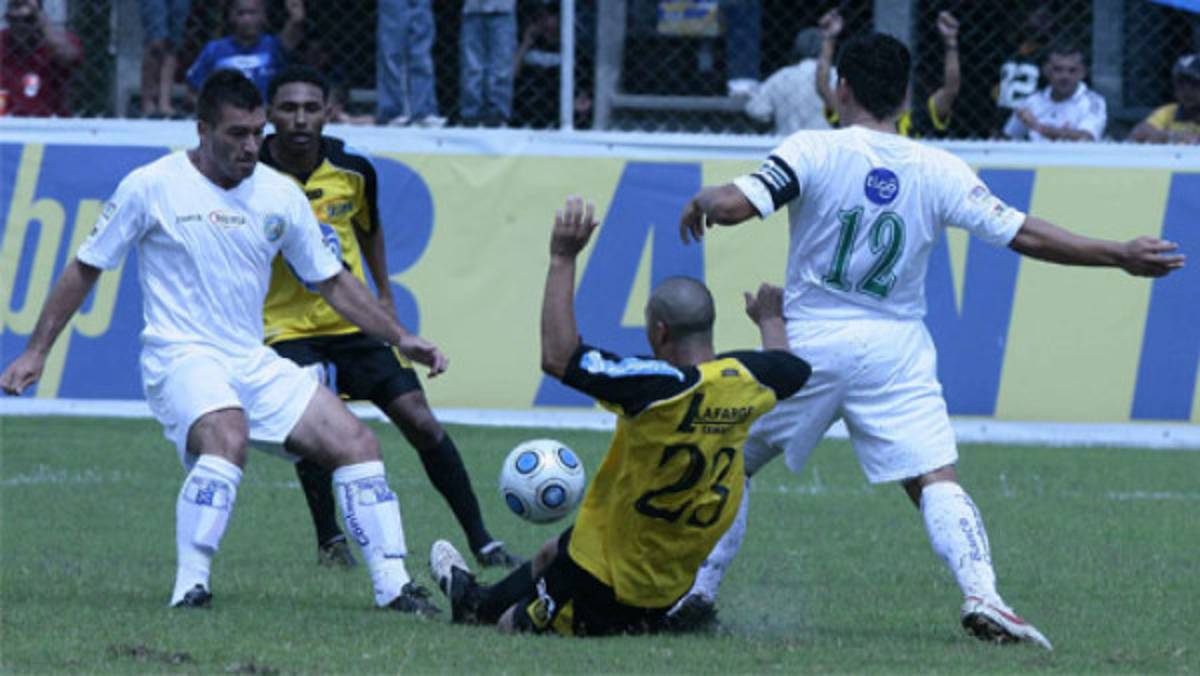 Platense navega por buen rumbo