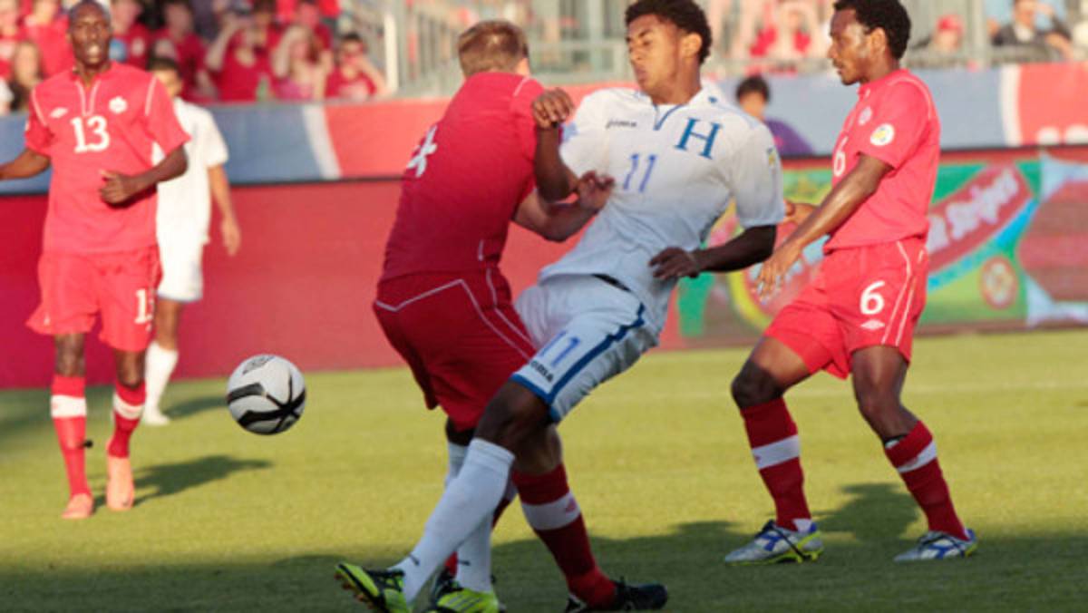 Anthony Lozano: 'Le pegué mal a la pelota'