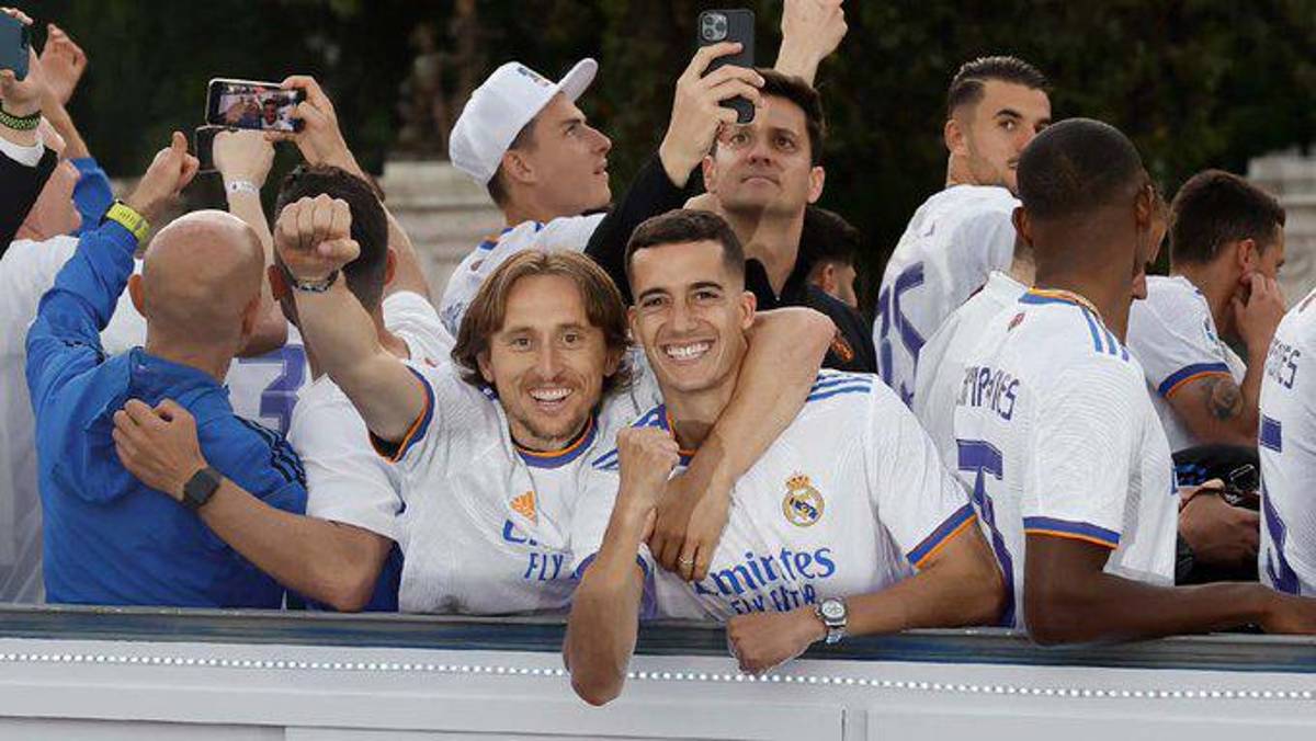 Espectacular fiesta: Real Madrid festejó en Cibeles con la afición su título 35 de la Liga de España