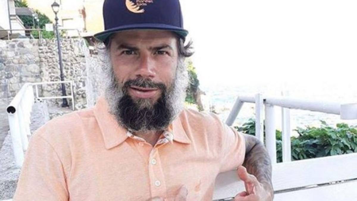 Irreconocible: El extravagante 'nuevo' look de Mateja Kezman, exfutbolista de Atlético y Chelsea