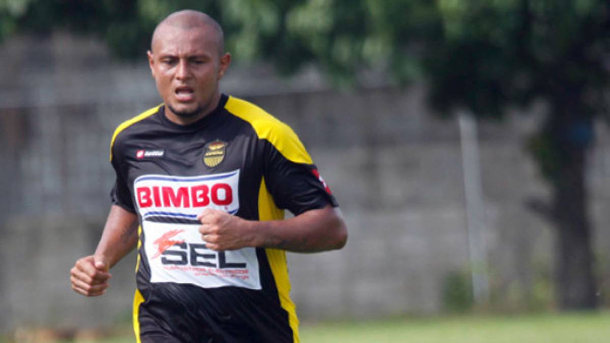 Sergio Mendoza, listo para arrancar de titular