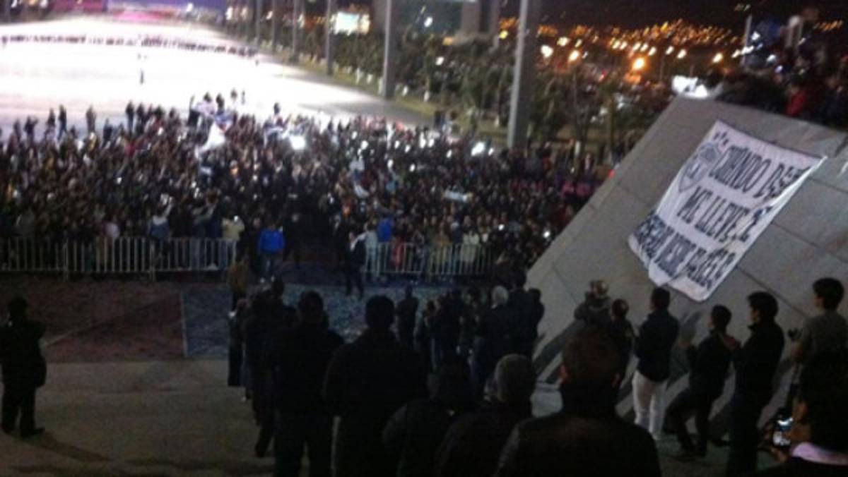 El multitudinario adiós al portero colombiano Miguel Calero