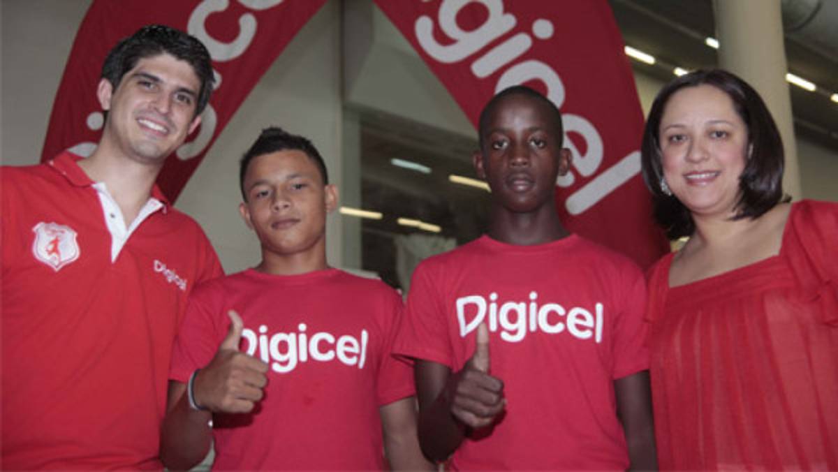 Dos catrachos viajaron a Inglaterra