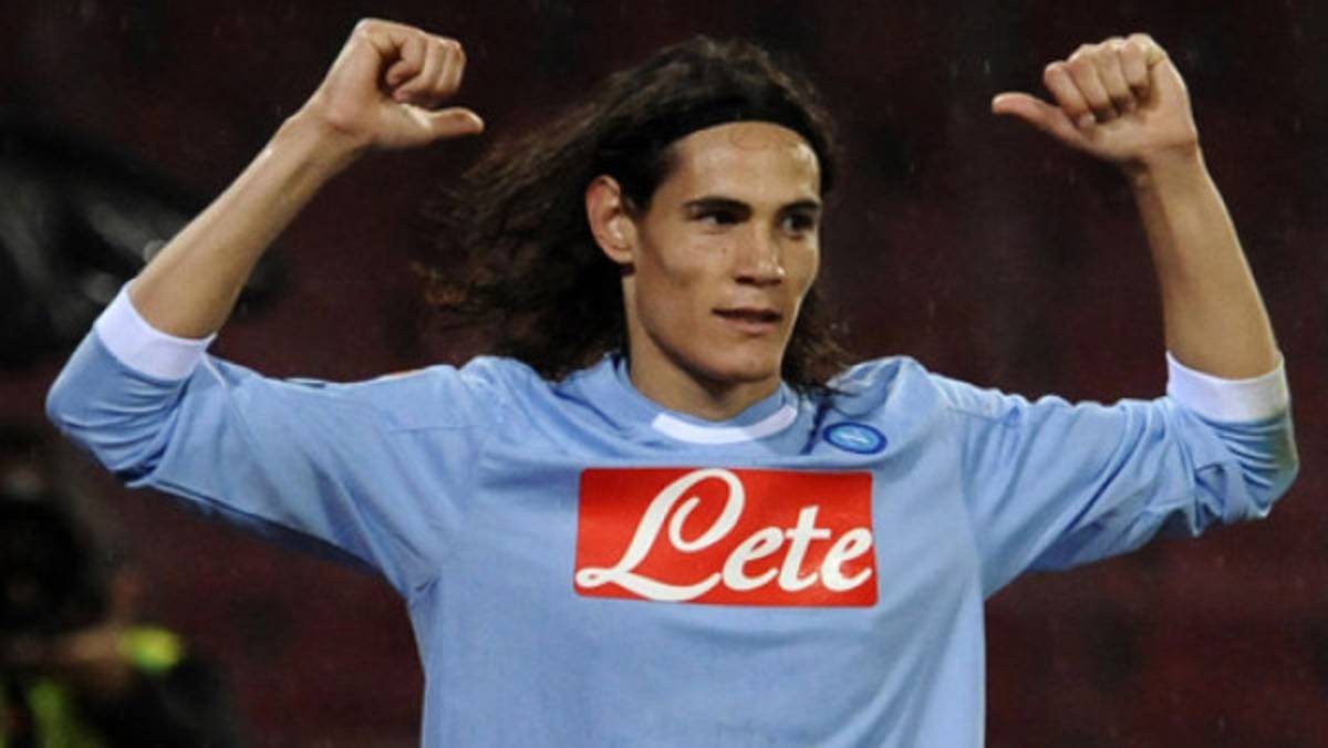 Madre de Cavani da pista sobre el futuro de su hijo