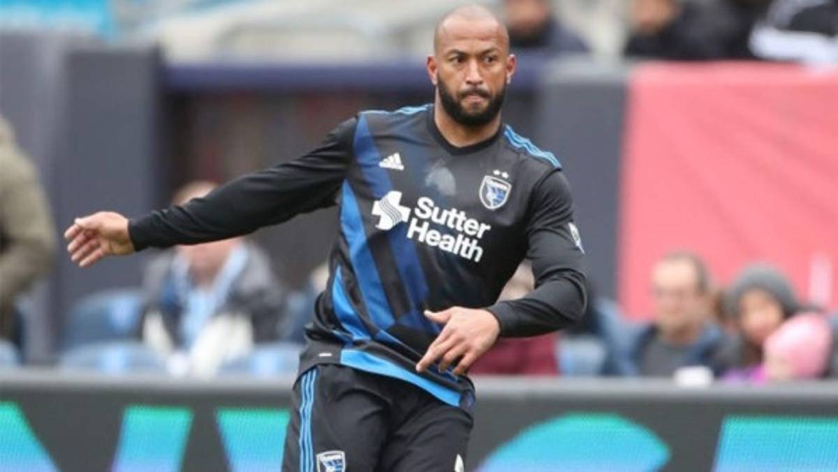 ¡SUBEN Y BAJAN! Así está el futuro de los legionarios hondureños para 2018