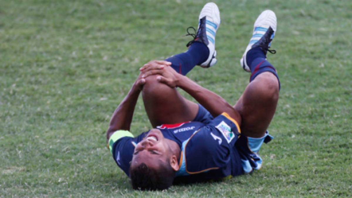 Amado Guevara sufrió un esguince ante Olimpia