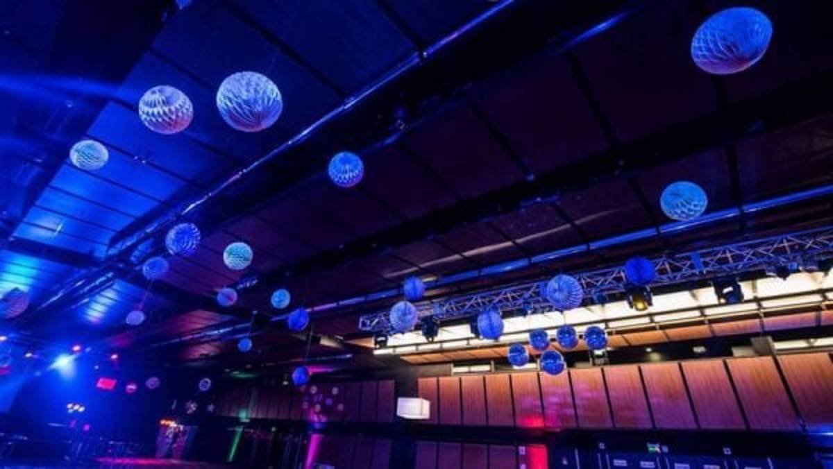 ¡De lujo! Así es por dentro y fuera el salón de la fiesta de la boda entre Messi y Antonella