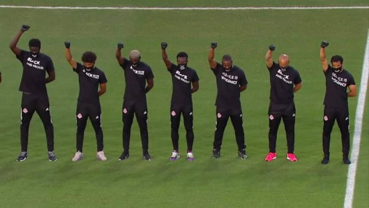 'Negro y orgulloso”: Elis, Maynor y Boniek, protestan contra el racismo en el inicio del torneo de la MLS