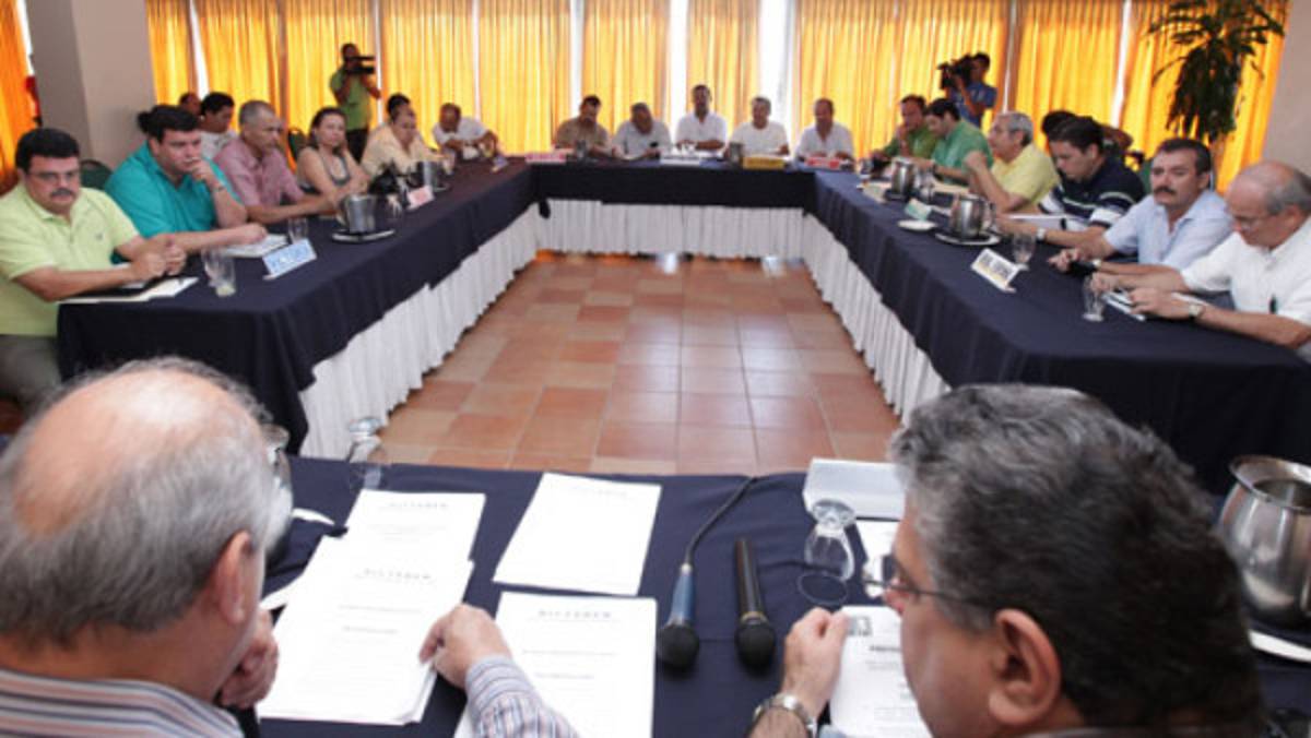 La Liga exige 10 millones de adelanto