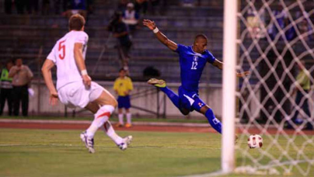 Honduras le gana a Serbia