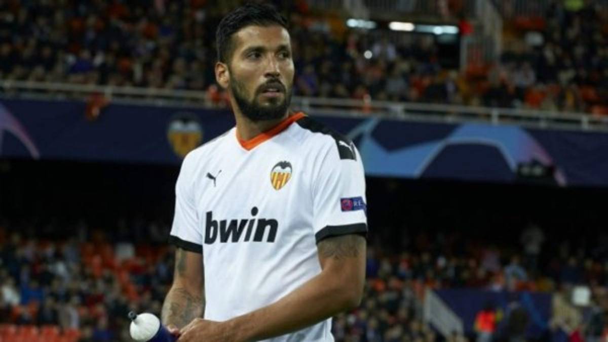 Fichajes: Rechazan ofertón del Real Madrid, Alberth Elis vinculado en Turquía y Messi es noticia