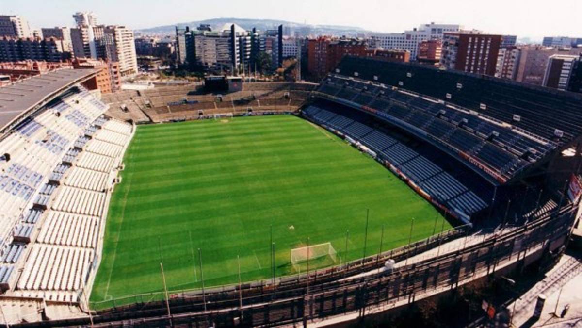 Estadios mundialistas que han sido demolidos y otros están abandonados; dos de Sudáfrica y uno en Brasil