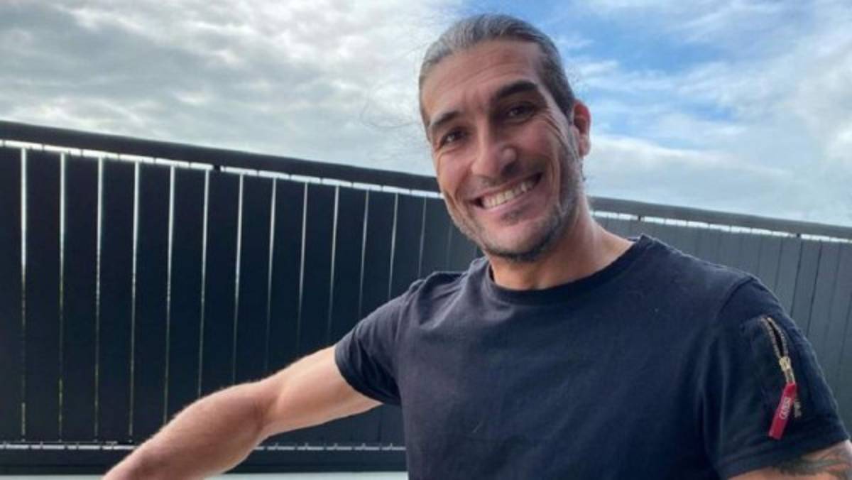 Irreconocible: El tremendo cambio de look de ex jugador de Barcelona y mejor amigo de Messi    